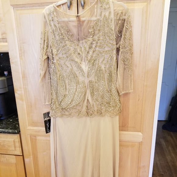 Pisarro Nights Sequined and Beaded Long Dress10 - Picture 8 of 13